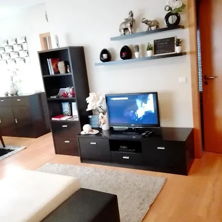 Apartament 2 Bedrooms Appartement With Wifi At Nazare 1 Km Away From The Beach