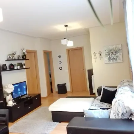 Apartament 2 Bedrooms Appartement With Wifi At Nazare 1 Km Away From The Beach Nazaré